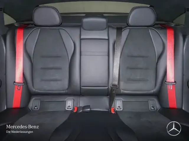 Mercedes-Benz EQE 300