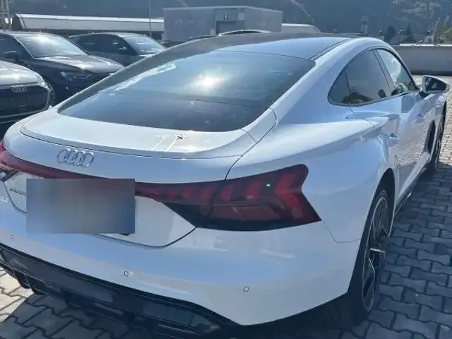 Audi e-tron GT