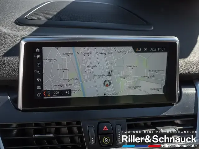 BMW 218
