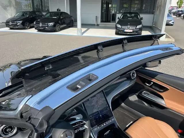 Mercedes-Benz CLE 300