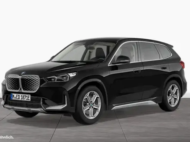 BMW iX1