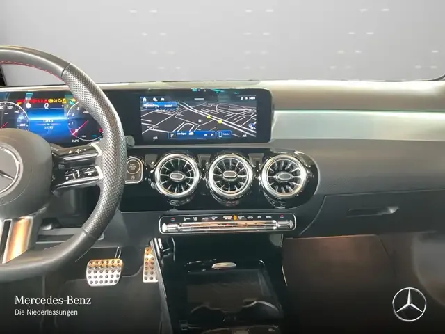 Mercedes-Benz A 220