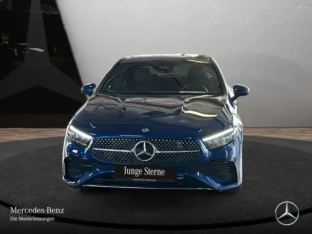 Mercedes-Benz A 220