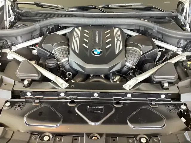 BMW X7 M