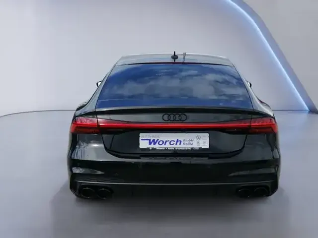 Audi S7