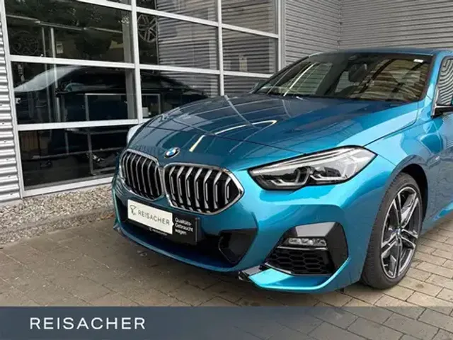 BMW 220