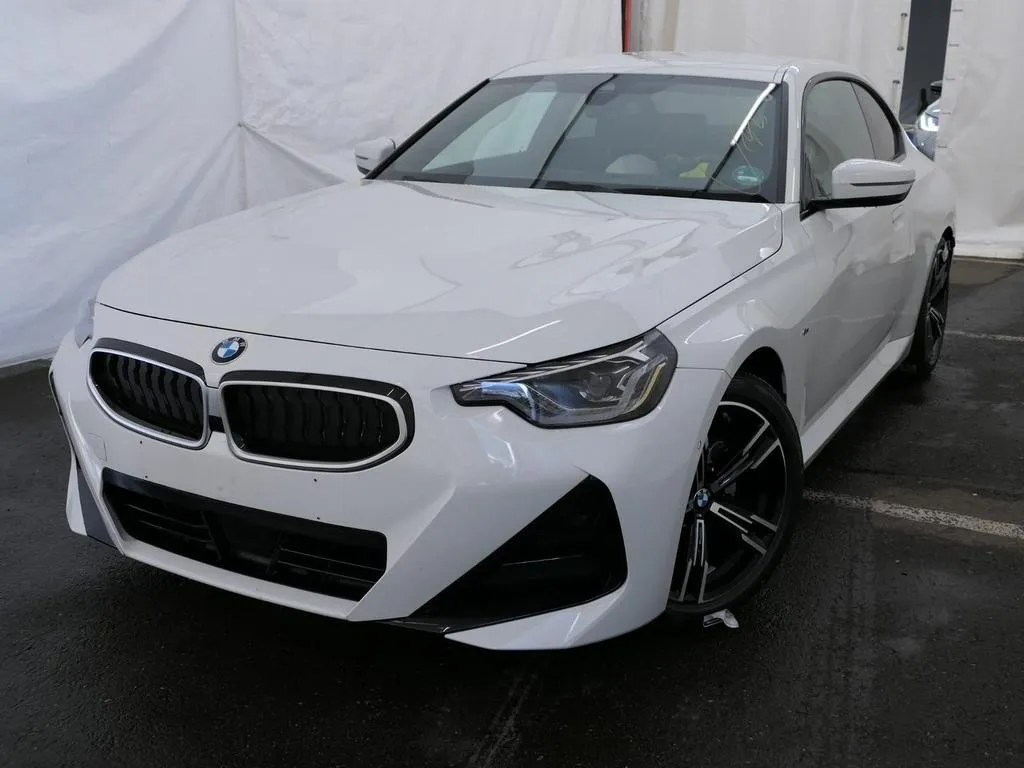 BMW 220