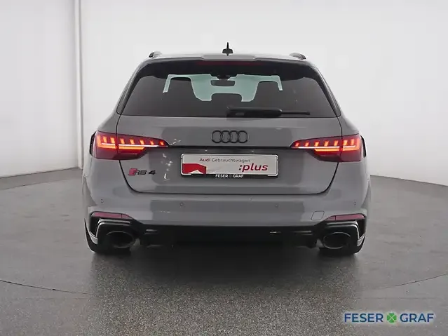 Audi RS4