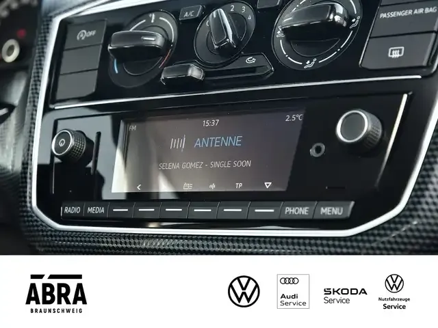 Volkswagen e-up!