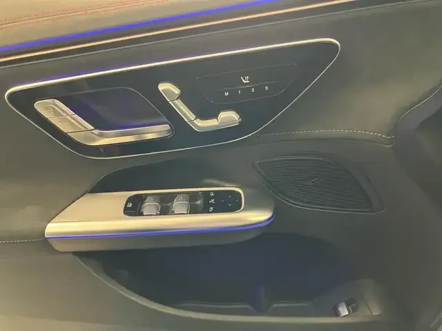 Mercedes-Benz EQE 300