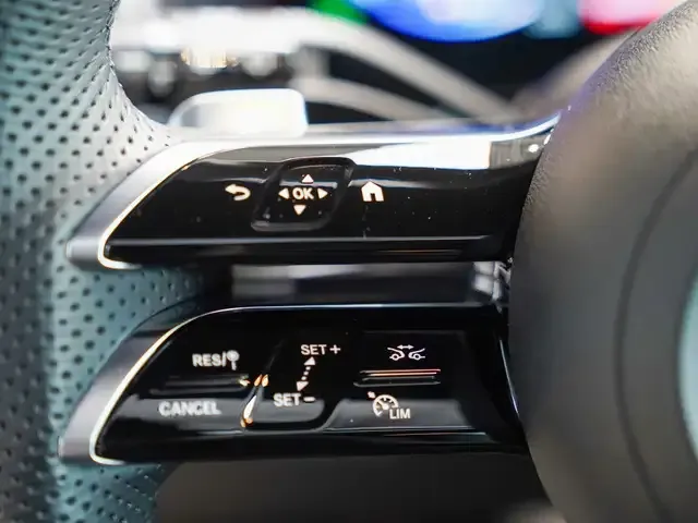 Mercedes-Benz EQE 500