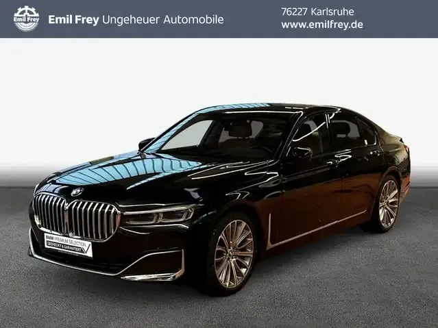 BMW 740