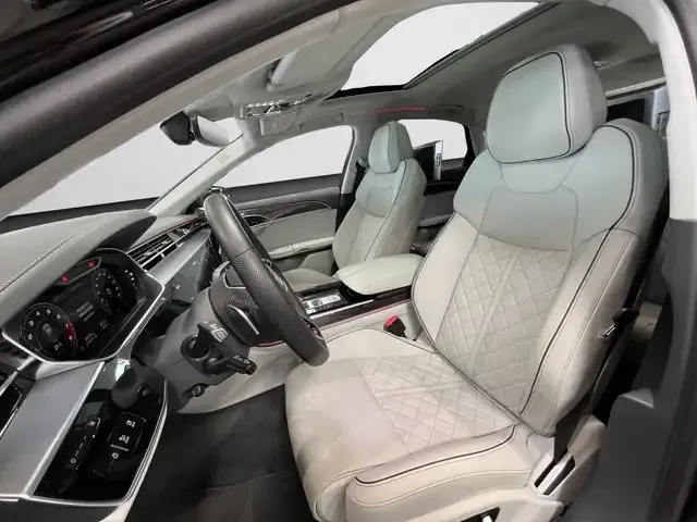 Audi S8