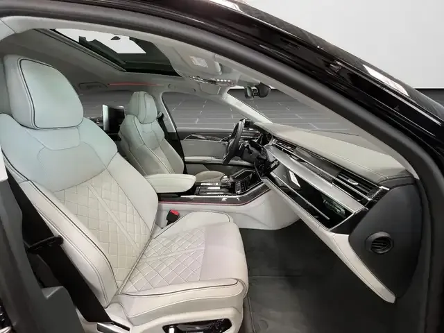 Audi S8