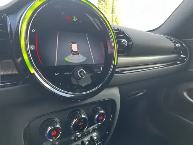 MINI Cooper Clubman
