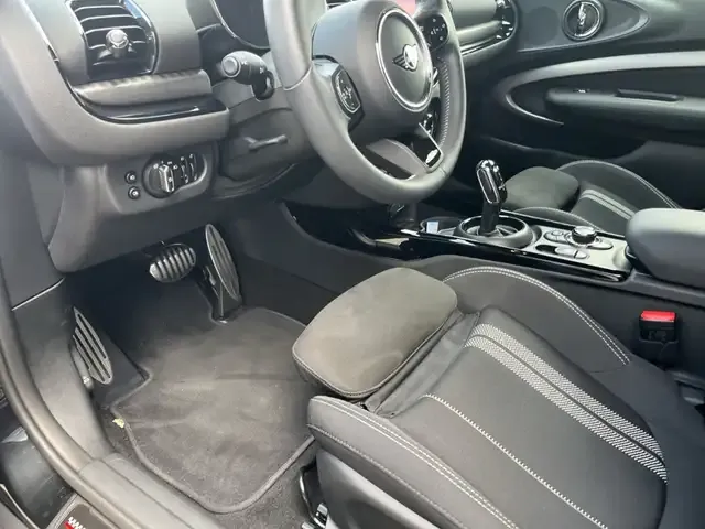 MINI Cooper Clubman