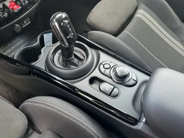 MINI Cooper Clubman
