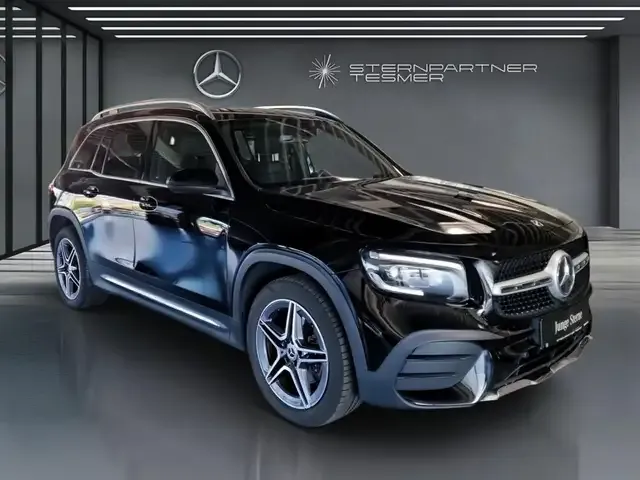 Mercedes-Benz GLB 200