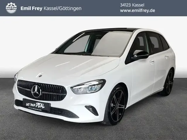 Mercedes-Benz B 180