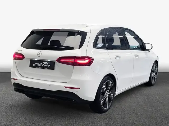 Mercedes-Benz B 180