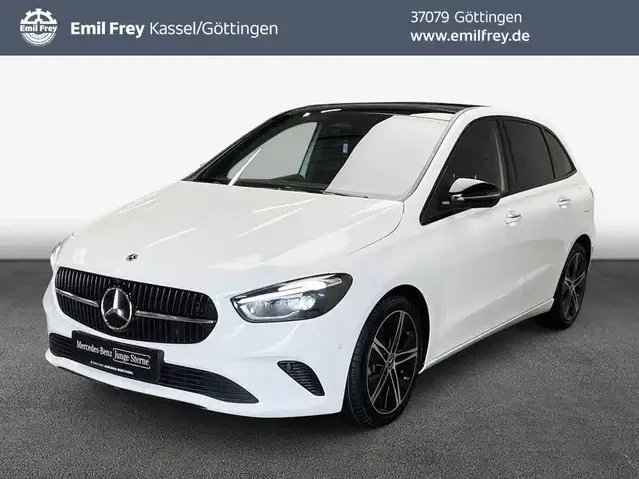 Mercedes-Benz B 180