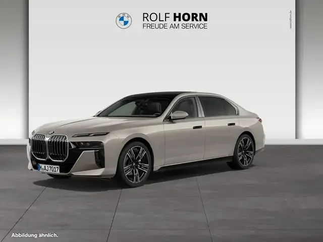 BMW 740