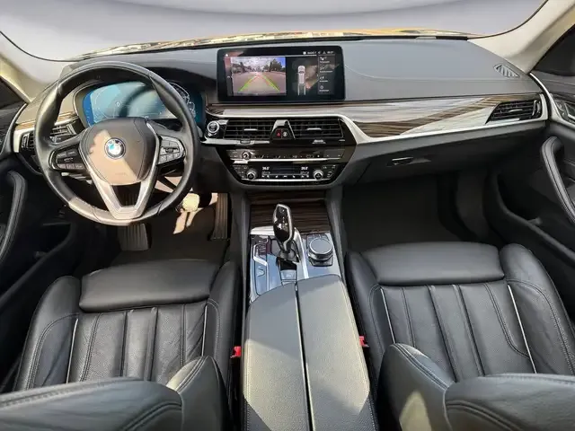 BMW 530