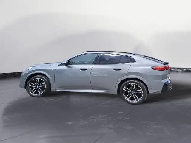 BMW iX2
