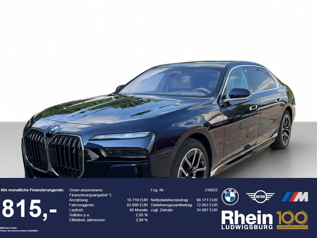 BMW i7