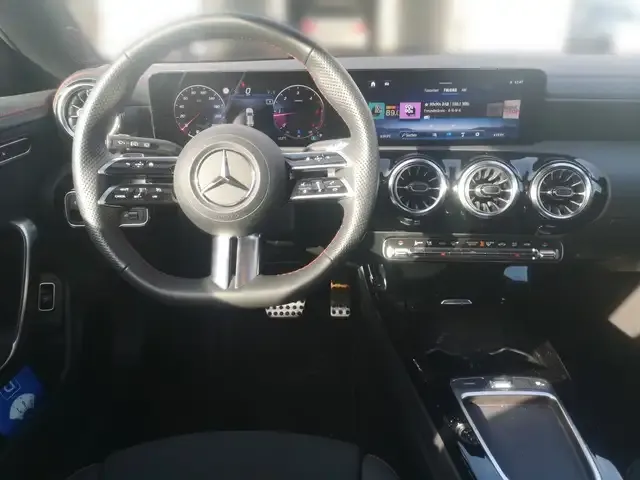 Mercedes-Benz CLA 220
