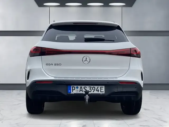 Mercedes-Benz EQA 250