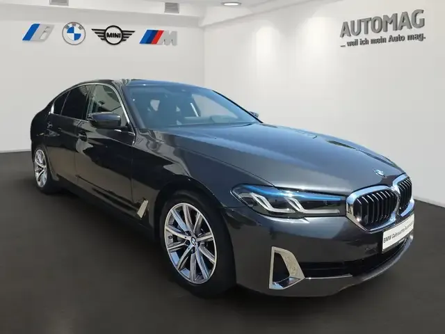 BMW 545