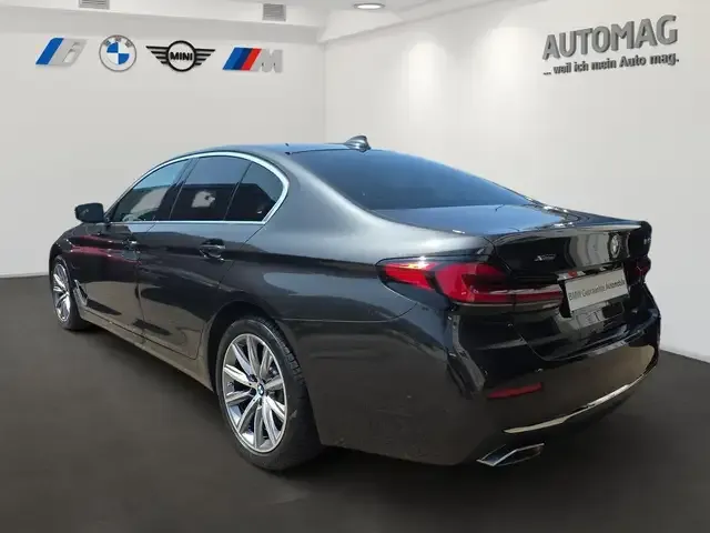 BMW 545