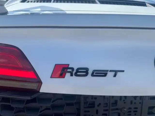 Audi R8
