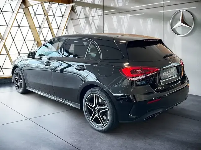 Mercedes-Benz A 250