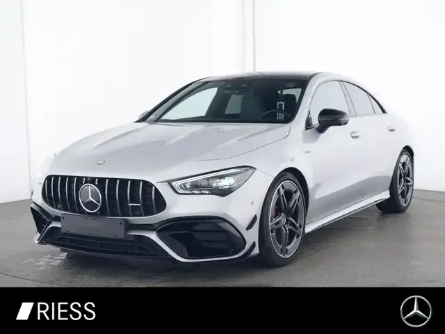 Mercedes-Benz CLA 45 AMG