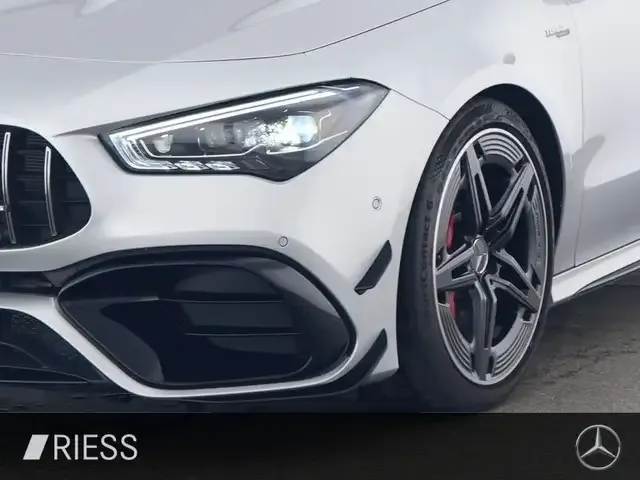 Mercedes-Benz CLA 45 AMG