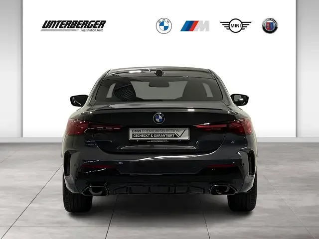 BMW 440