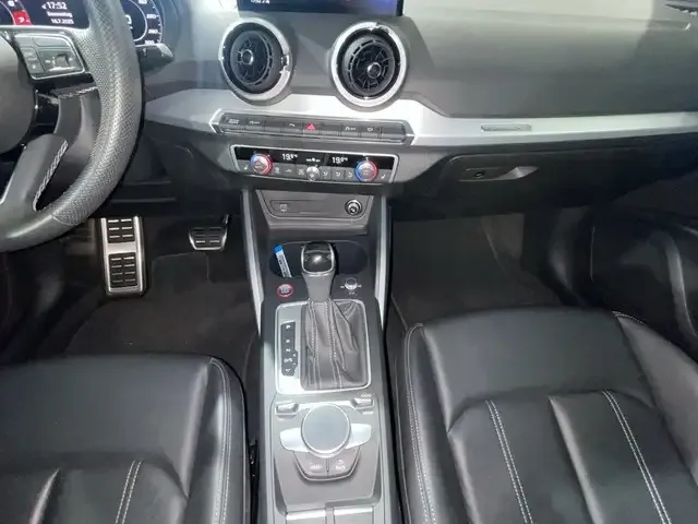 Audi SQ2
