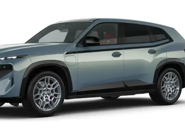 BMW XM