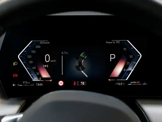 BMW 216