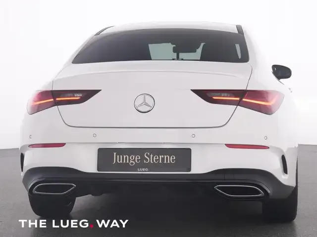 Mercedes-Benz CLA 200