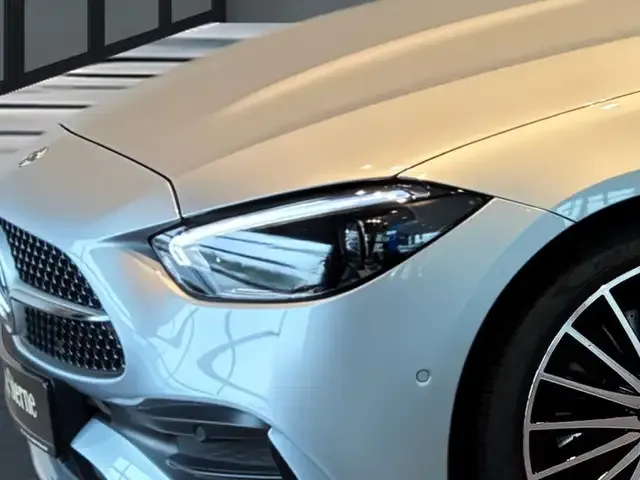 Mercedes-Benz C 300