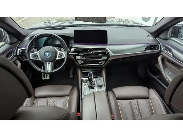 BMW 530