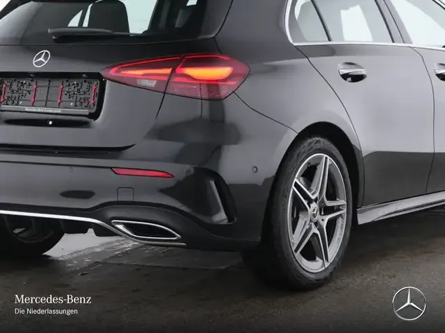 Mercedes-Benz A 220