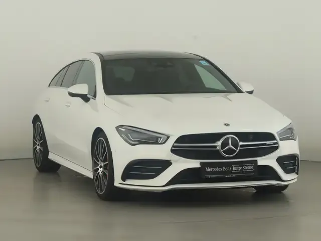 Mercedes-Benz CLA 35 AMG