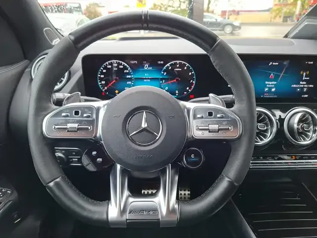 Mercedes-Benz GLA 45 AMG