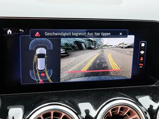 Mercedes-Benz EQA 300