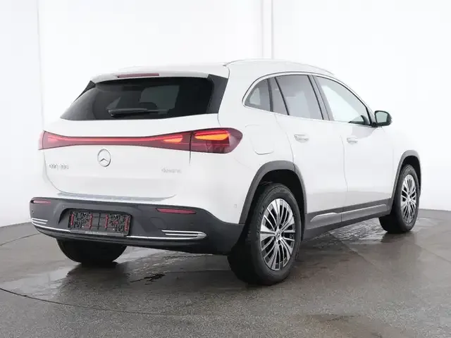 Mercedes-Benz EQA 300