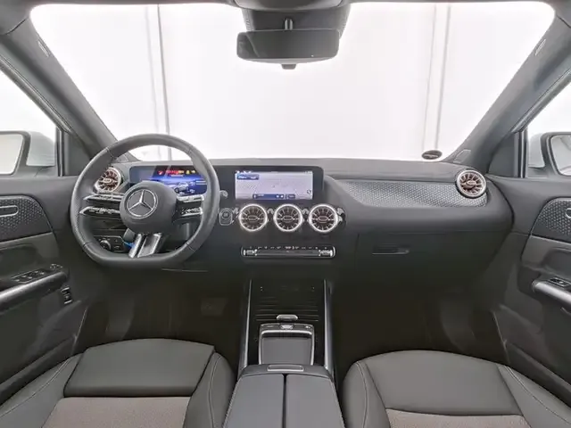 Mercedes-Benz EQA 300